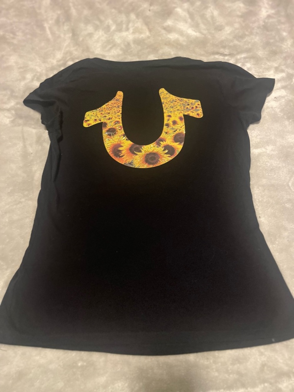 True Religon Black Women's Tee with Sunflower Horseshoe Graphic y2k